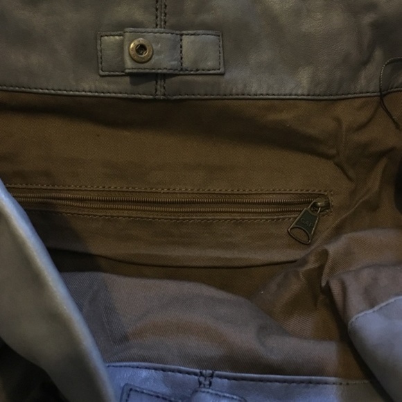 Gap genuine leather grey hobo tote handbag purse - Picture 3 of 5